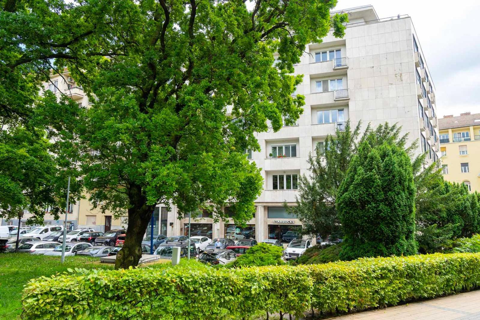 Designer Vintage Home Near Castle District Будапеща Екстериор снимка